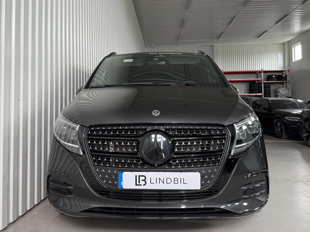 Mercedes-Benz V 300d 4MATIC AMG, Lång, Avantgarde, Drag